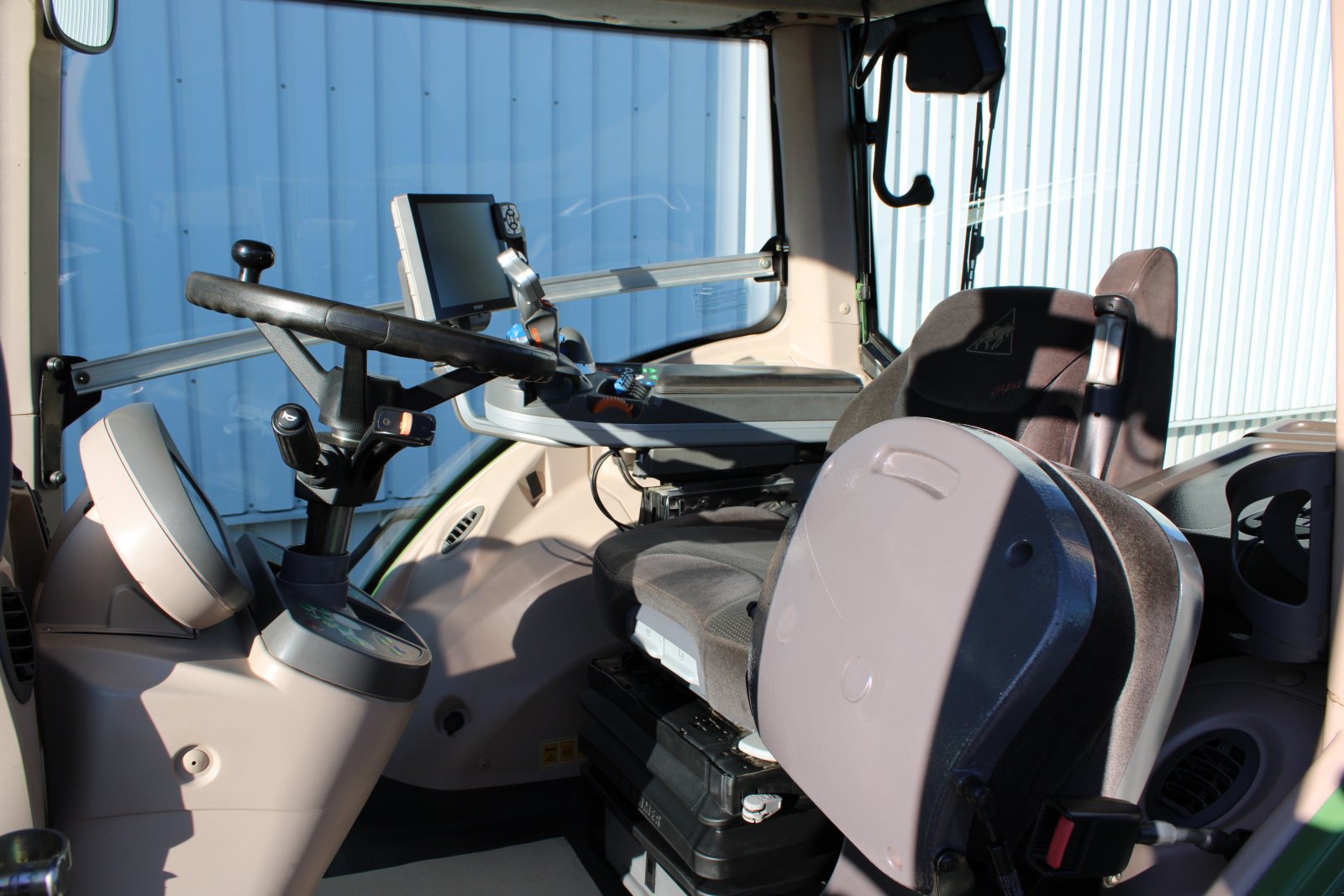 Traktor a típus Fendt 828 Vario S4 Profi+, Gebrauchtmaschine ekkor: Holle- Grasdorf (Kép 15)