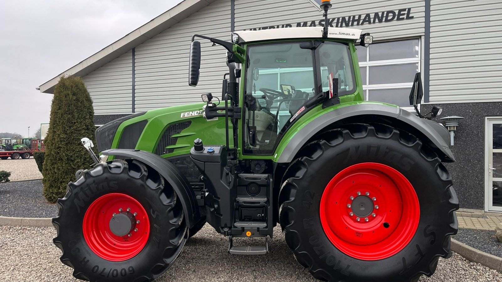 Traktor des Typs Fendt 828 Vario S4 Profi Plus Med frontlift, Gebrauchtmaschine in Lintrup (Bild 15)