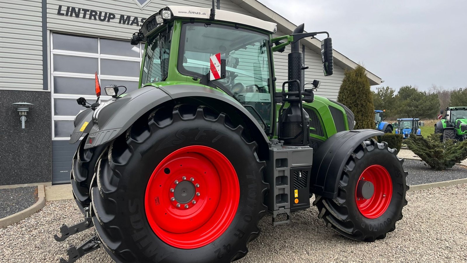 Traktor des Typs Fendt 828 Vario S4 Profi Plus Med frontlift, Gebrauchtmaschine in Lintrup (Bild 18)