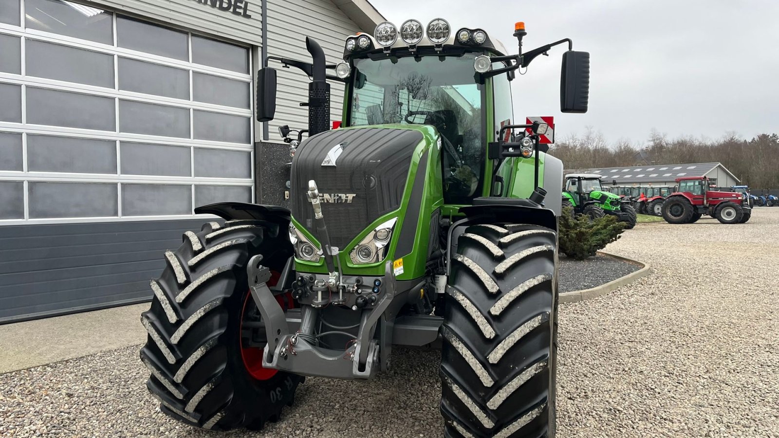 Traktor des Typs Fendt 828 Vario S4 Profi Plus Med frontlift, Gebrauchtmaschine in Lintrup (Bild 14)