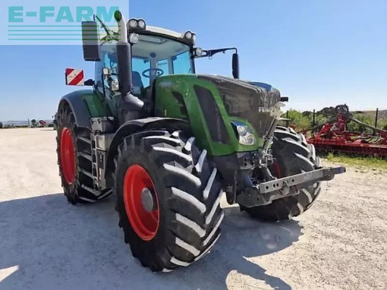 Traktor of the type Fendt 828 vario s4 profi plus ProfiPlus, Gebrauchtmaschine in MONFERRAN (Picture 2)