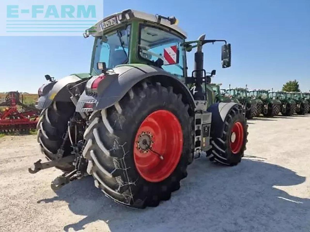 Traktor of the type Fendt 828 vario s4 profi plus ProfiPlus, Gebrauchtmaschine in MONFERRAN (Picture 4)