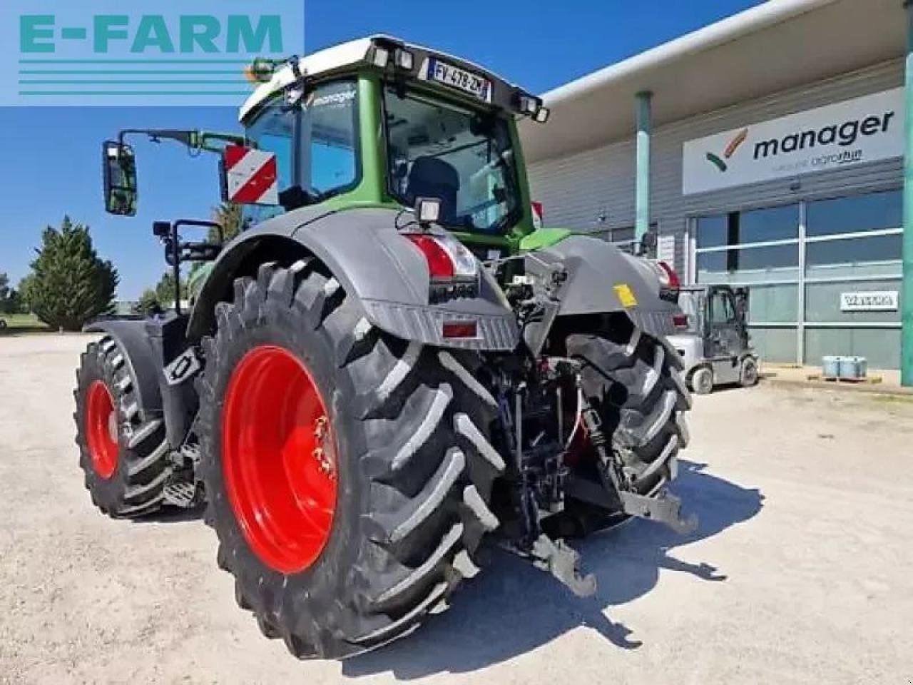 Traktor of the type Fendt 828 vario s4 profi plus ProfiPlus, Gebrauchtmaschine in MONFERRAN (Picture 7)