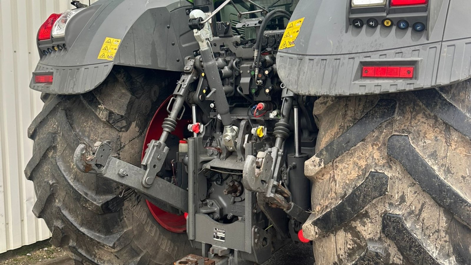 Traktor of the type Fendt 828 Vario S4 Profi Plus VarioGrip, Gebrauchtmaschine in Rødekro (Picture 8)