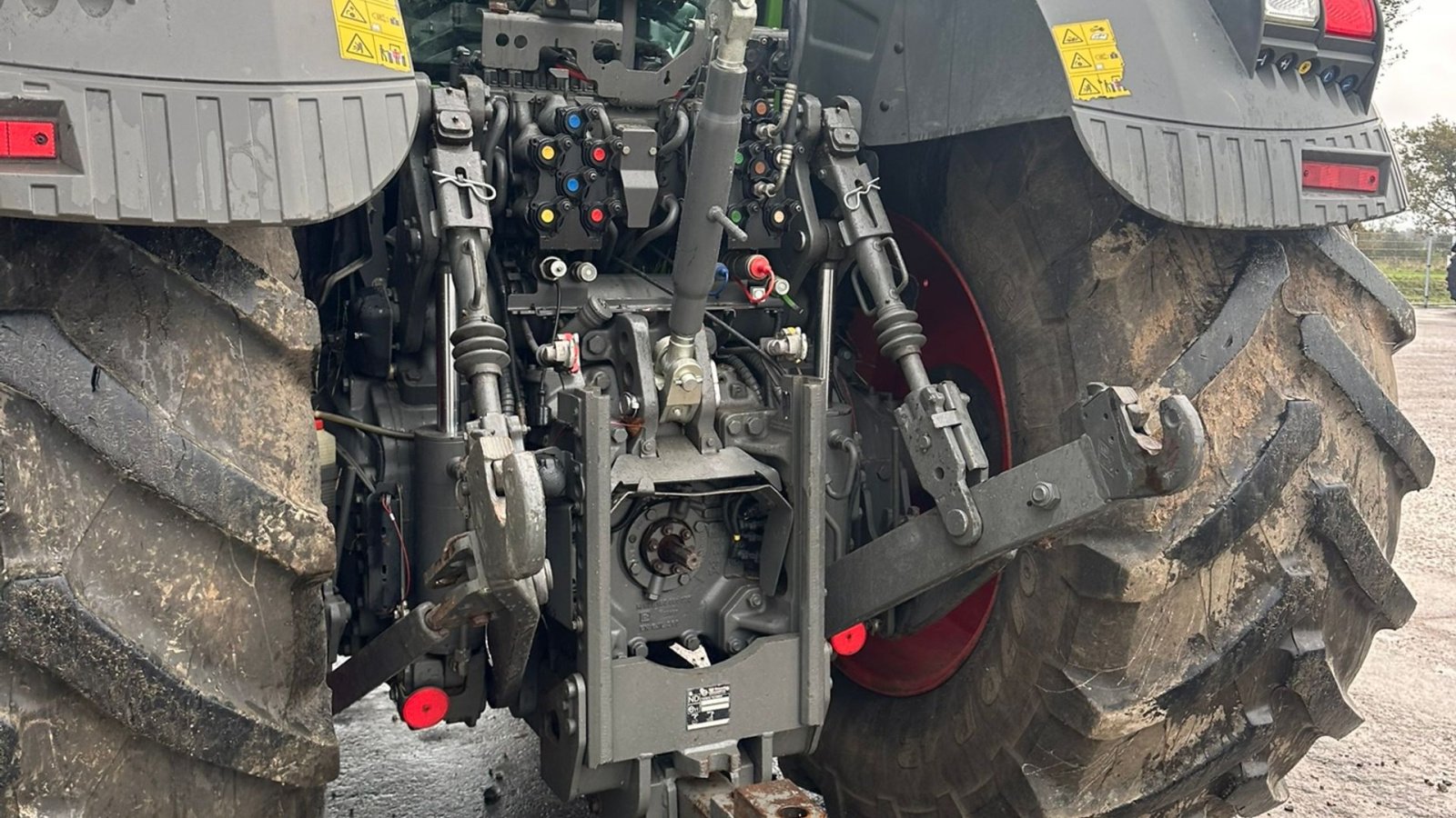 Traktor of the type Fendt 828 Vario S4 Profi Plus VarioGrip, Gebrauchtmaschine in Rødekro (Picture 9)