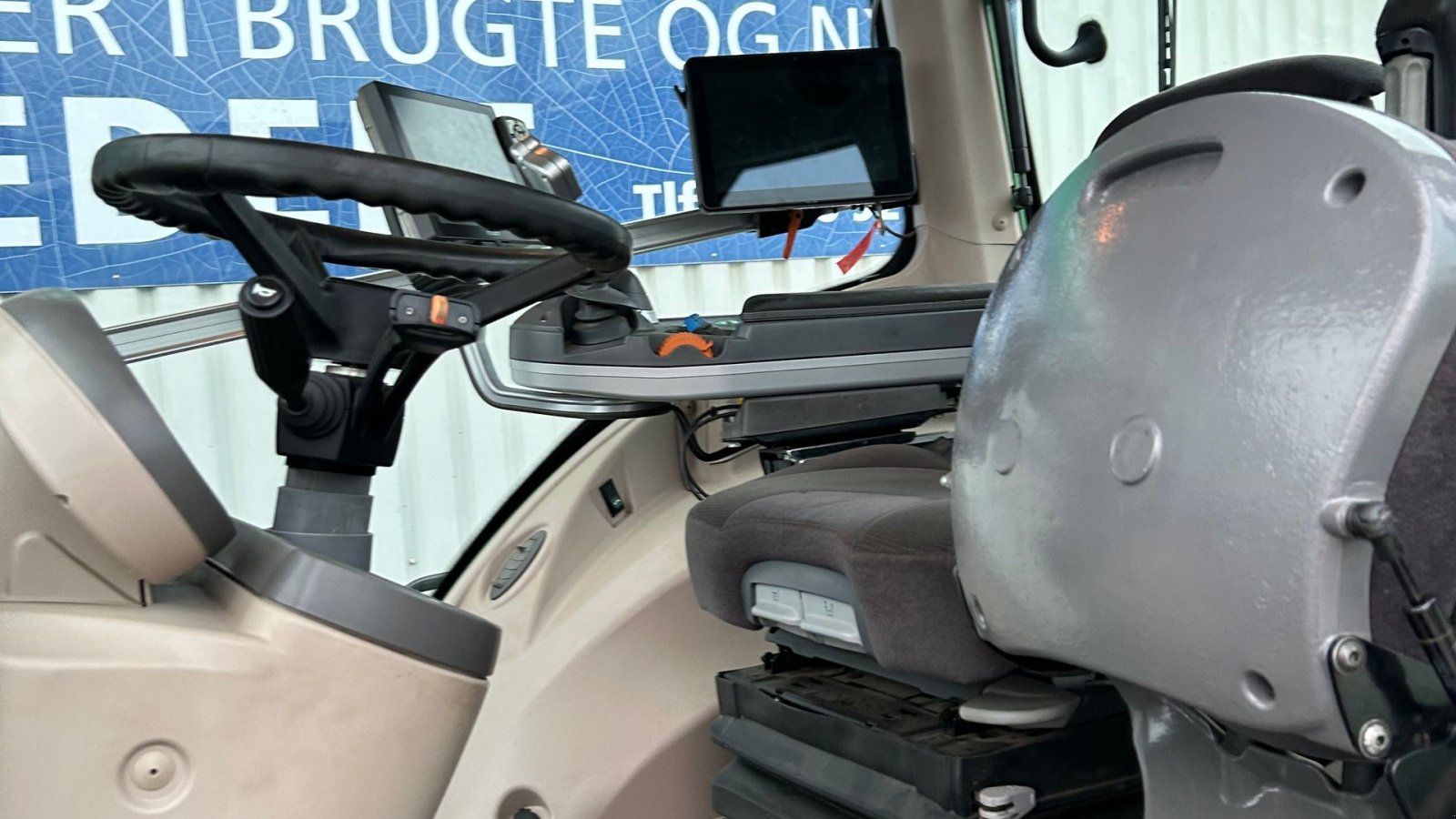 Traktor des Typs Fendt 828 Vario S4 Profi Plus, Gebrauchtmaschine in Rødekro (Bild 12)