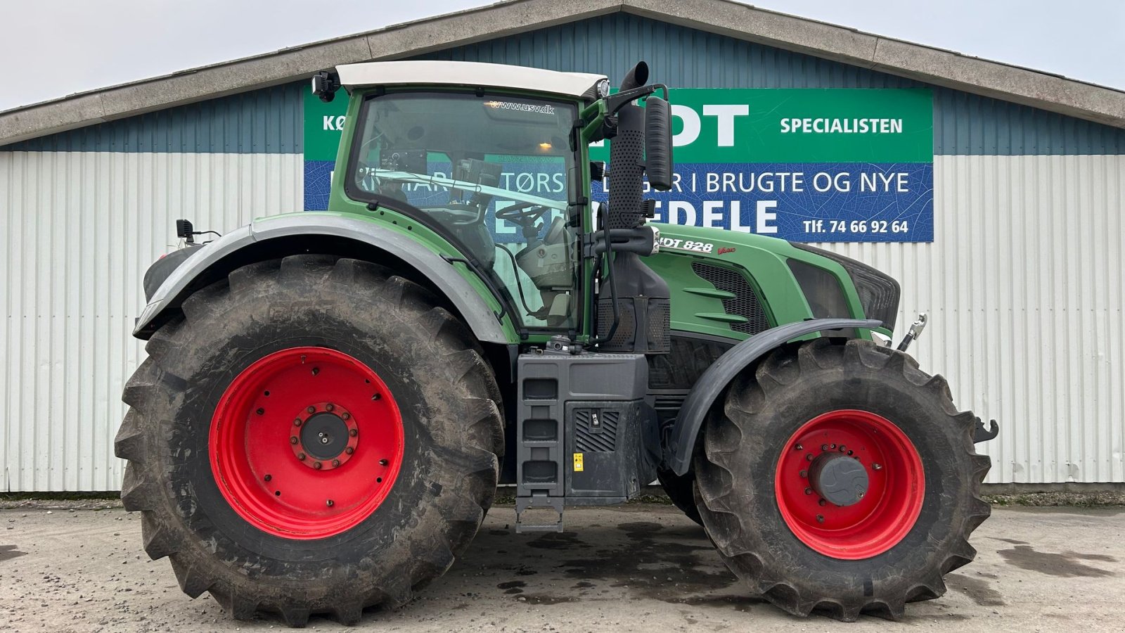 Traktor des Typs Fendt 828 Vario S4 Profi Plus, Gebrauchtmaschine in Rødekro (Bild 4)
