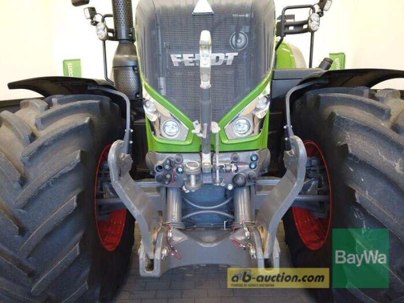 Traktor des Typs Fendt 828 VARIO S4 PROFI PLUS, Gebrauchtmaschine in Manching (Bild 2)