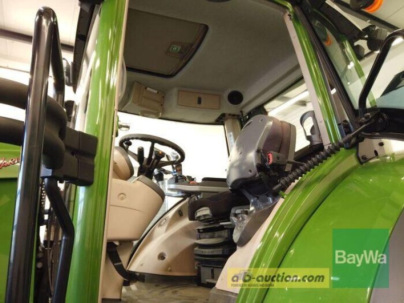 Traktor des Typs Fendt 828 VARIO S4 PROFI PLUS, Gebrauchtmaschine in Manching (Bild 7)