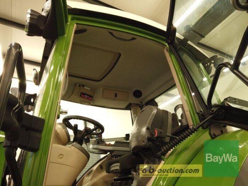 Traktor des Typs Fendt 828 VARIO S4 PROFI PLUS, Gebrauchtmaschine in Manching (Bild 5)