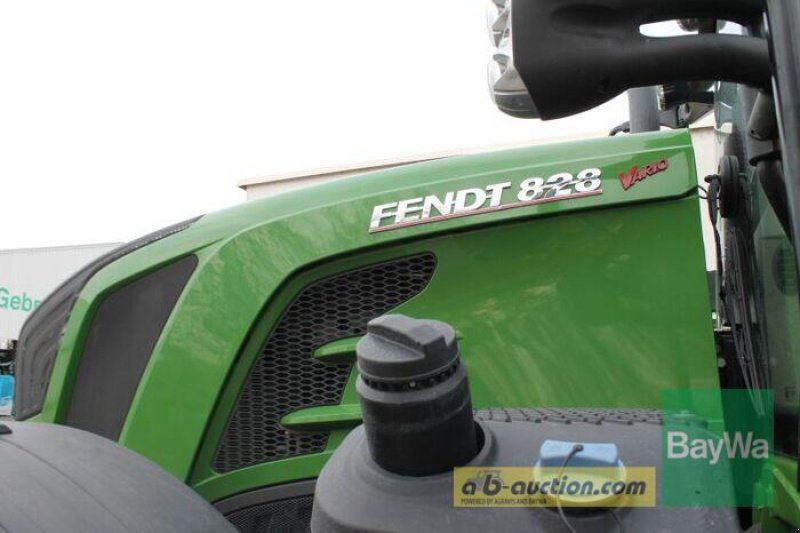 Traktor типа Fendt 828 VARIO S4 PROFI PLUS, Gebrauchtmaschine в Straubing (Фотография 10)