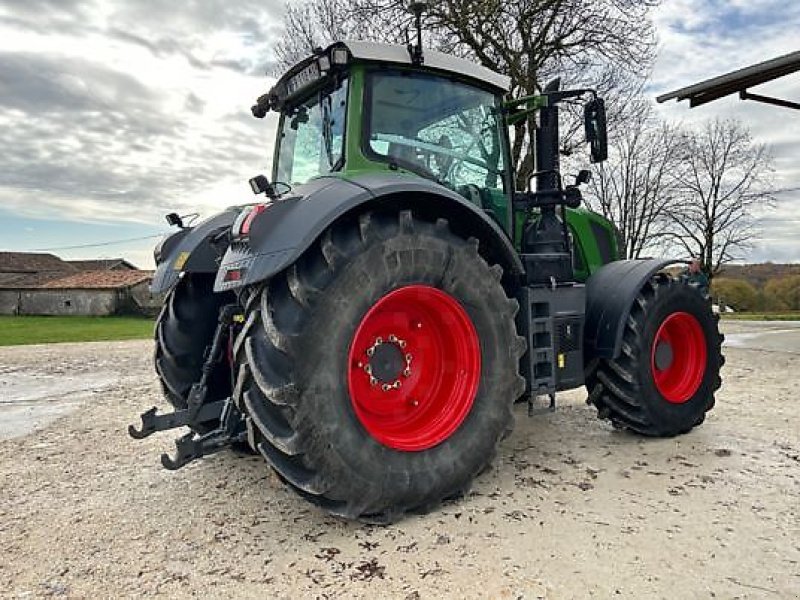 Traktor des Typs Fendt 828 VARIO S4 PROFI PLUS, Gebrauchtmaschine in Monferran-Savès (Bild 4)