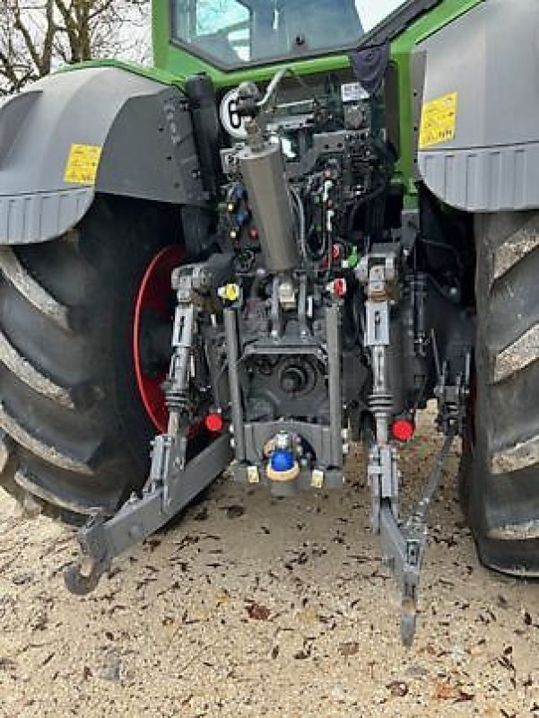 Traktor des Typs Fendt 828 VARIO S4 PROFI PLUS, Gebrauchtmaschine in Monferran-Savès (Bild 10)