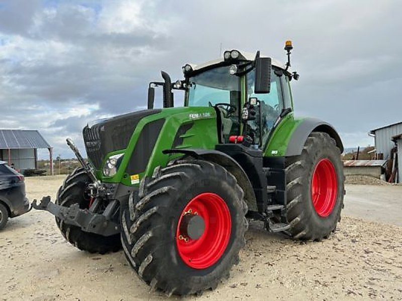Traktor des Typs Fendt 828 VARIO S4 PROFI PLUS, Gebrauchtmaschine in Monferran-Savès (Bild 1)