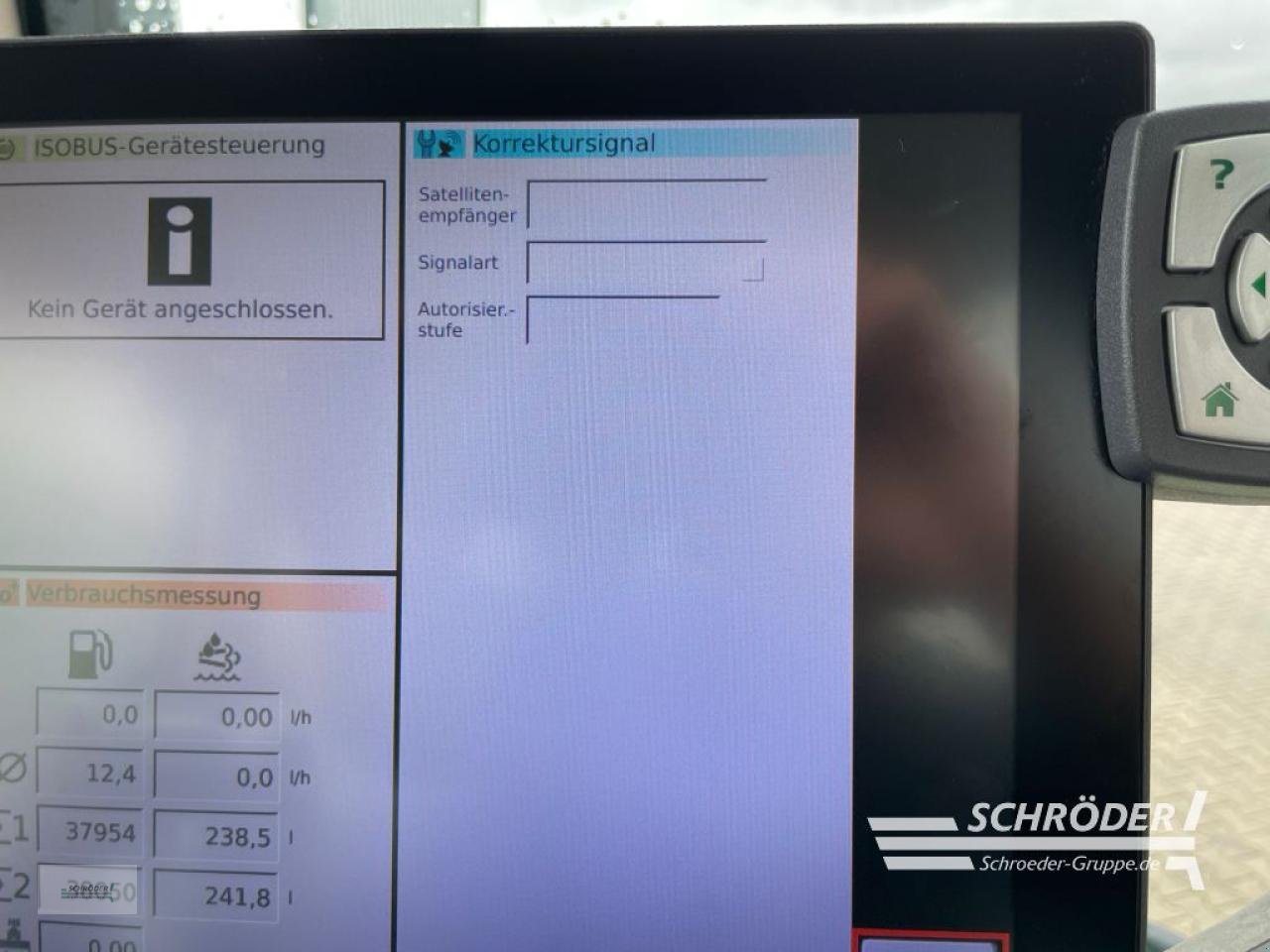 Traktor типа Fendt 828 VARIO S4 PROFI PLUS, Gebrauchtmaschine в Wildeshausen (Фотография 14)