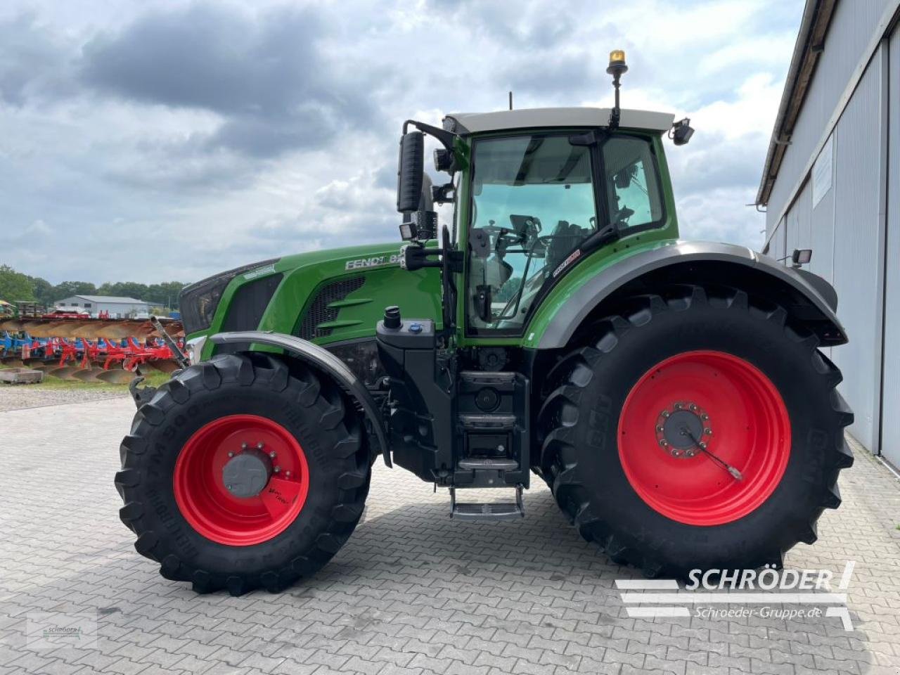 Traktor типа Fendt 828 VARIO S4 PROFI PLUS, Gebrauchtmaschine в Wildeshausen (Фотография 4)