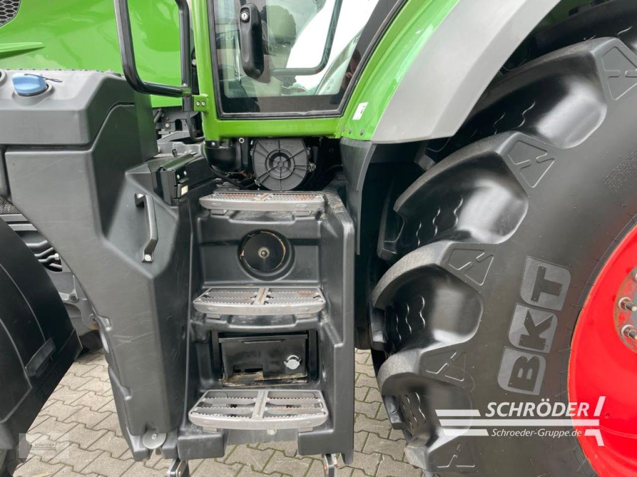 Traktor типа Fendt 828 VARIO S4 PROFI PLUS, Gebrauchtmaschine в Wildeshausen (Фотография 15)