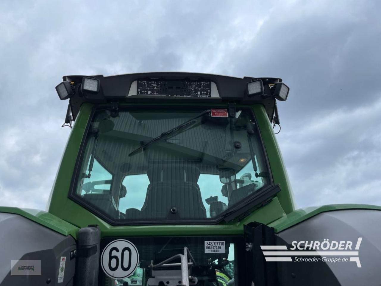 Traktor типа Fendt 828 VARIO S4 PROFI PLUS, Gebrauchtmaschine в Wildeshausen (Фотография 16)
