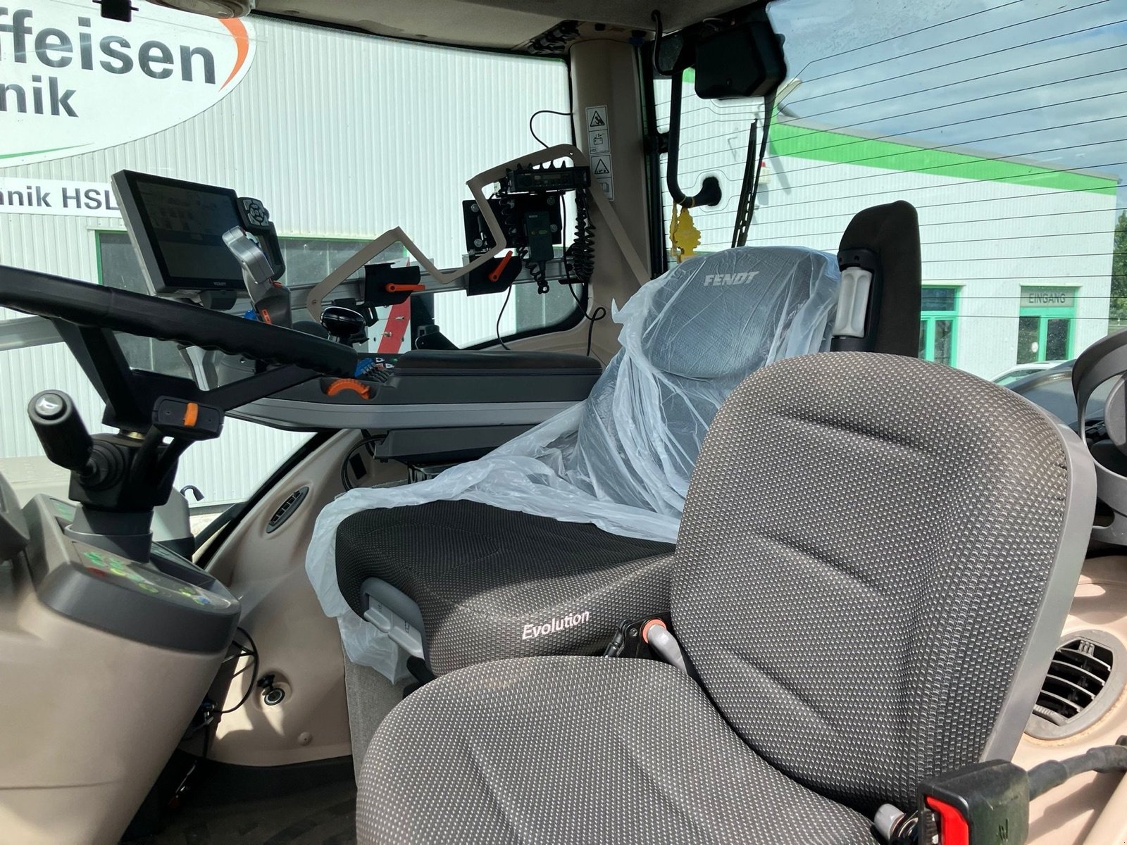 Traktor del tipo Fendt 828 Vario S4 Profi Plus, Gebrauchtmaschine en Goldberg (Imagen 7)