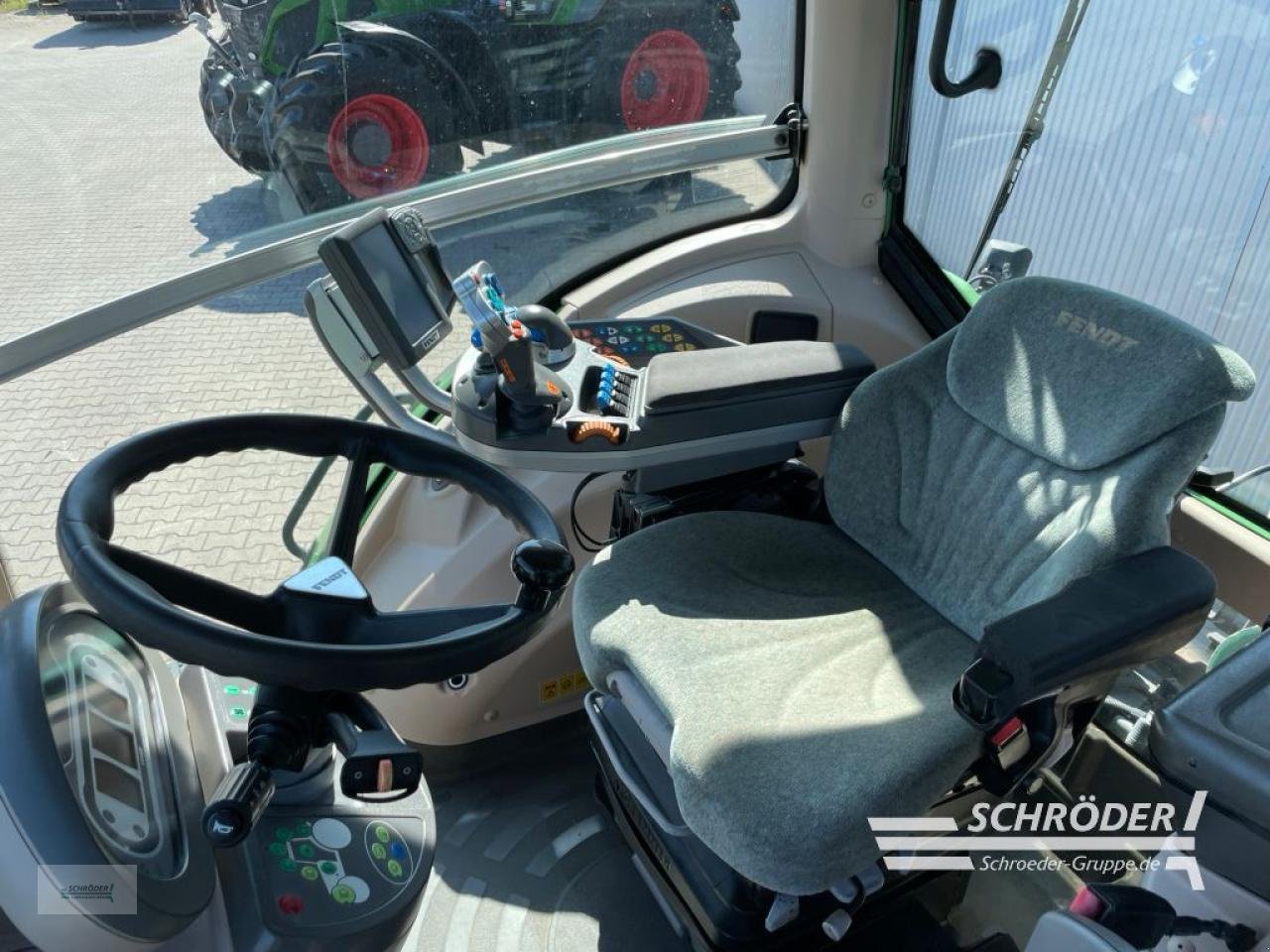 Traktor tipa Fendt 828 VARIO S4 PROFI, Gebrauchtmaschine u Wildeshausen (Slika 11)