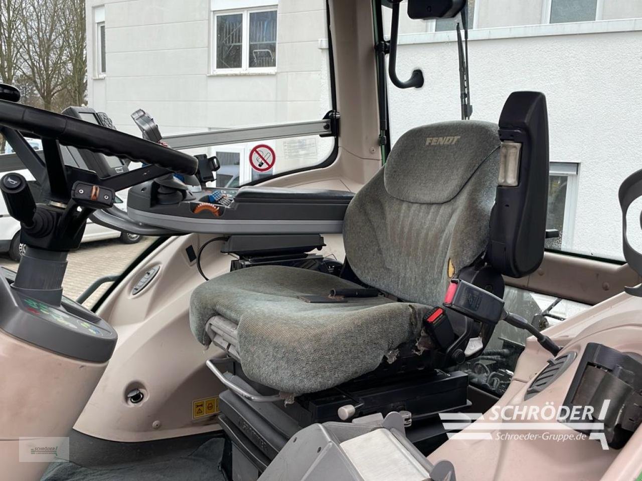 Traktor typu Fendt 828 VARIO S4 PROFI, Gebrauchtmaschine w Westerstede (Zdjęcie 17)