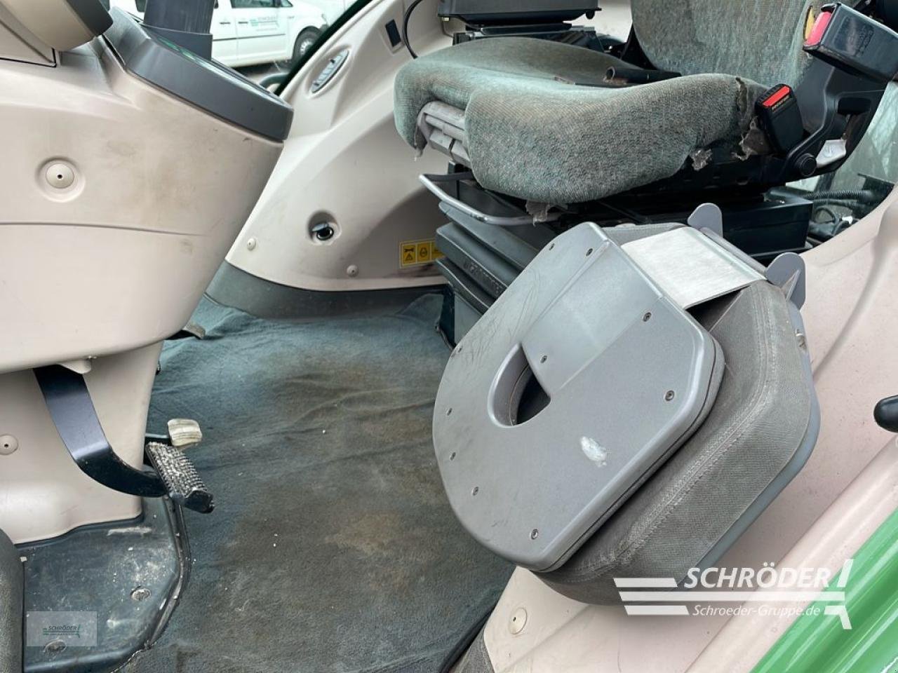 Traktor typu Fendt 828 VARIO S4 PROFI, Gebrauchtmaschine w Westerstede (Zdjęcie 18)