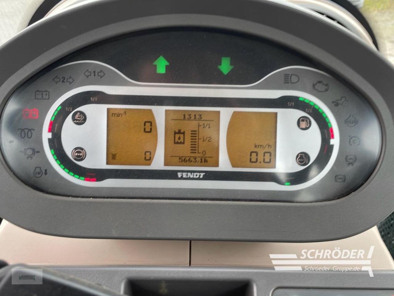 Traktor typu Fendt 828 VARIO S4 PROFI, Gebrauchtmaschine w Westerstede (Zdjęcie 22)
