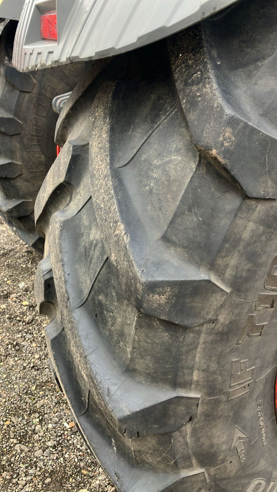 Traktor des Typs Fendt 828 Vario S4 ProfiPlus, Gebrauchtmaschine in Süderlügum (Bild 4)