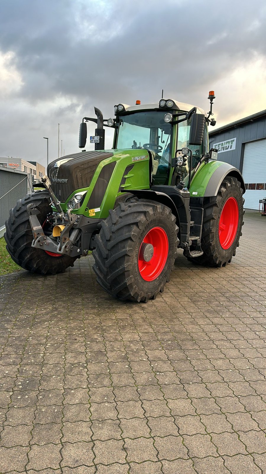 Traktor des Typs Fendt 828 Vario S4 ProfiPlus, Gebrauchtmaschine in Itzehoe (Bild 1)