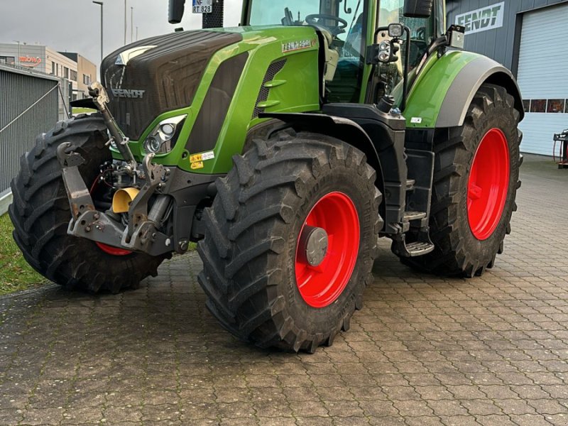 Traktor типа Fendt 828 Vario S4 ProfiPlus, Gebrauchtmaschine в Itzehoe (Фотография 1)