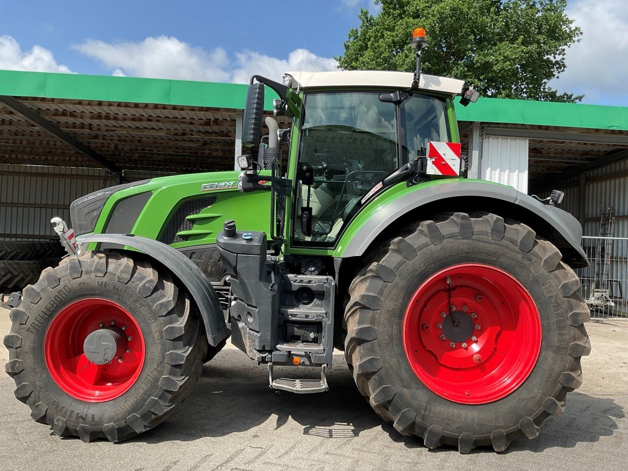 Traktor des Typs Fendt 828 Vario S4 ProfiPlus, Gebrauchtmaschine in Gnutz (Bild 1)