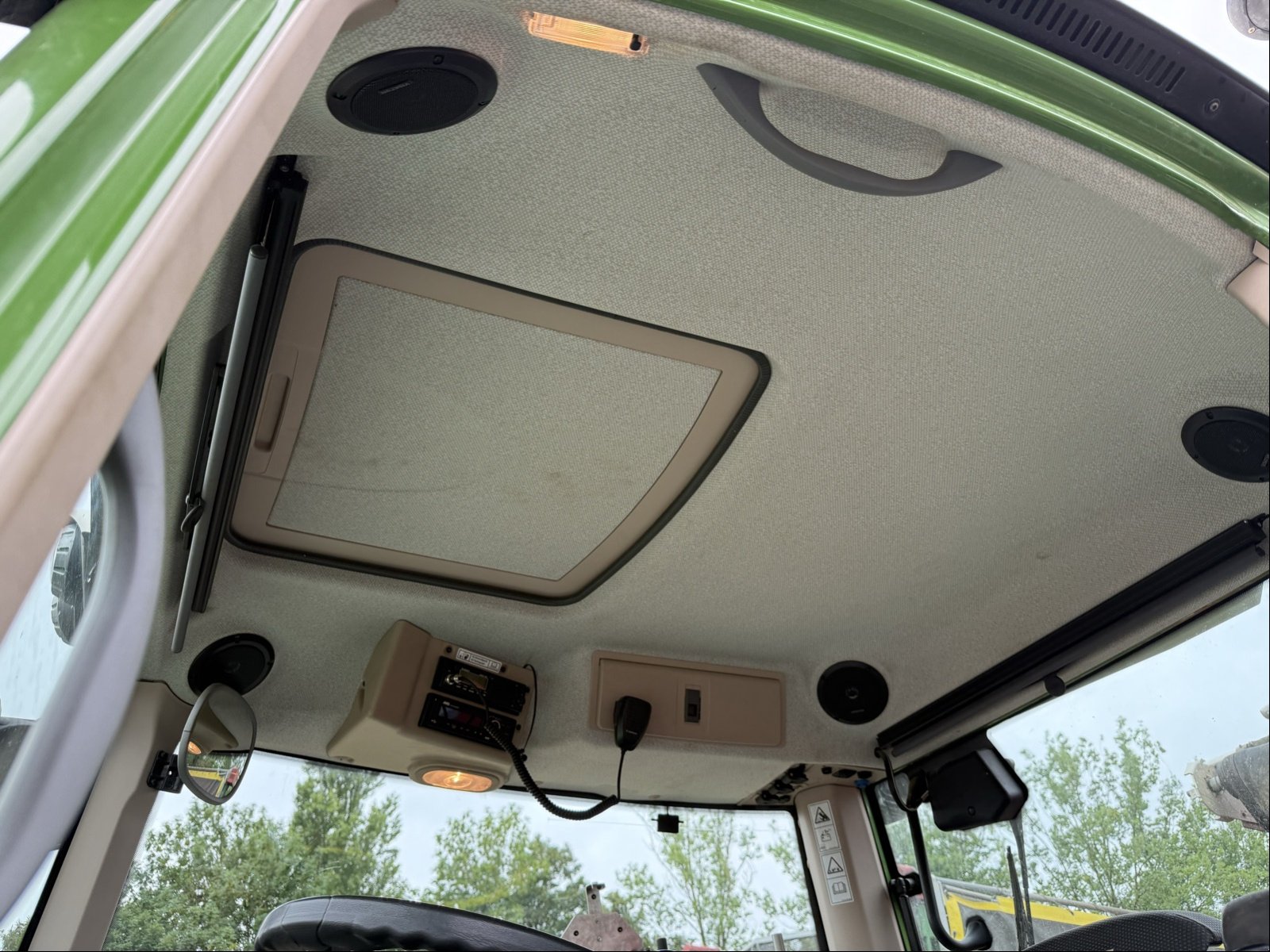 Traktor des Typs Fendt 828 Vario S4 ProfiPlus, Gebrauchtmaschine in Bützow (Bild 3)