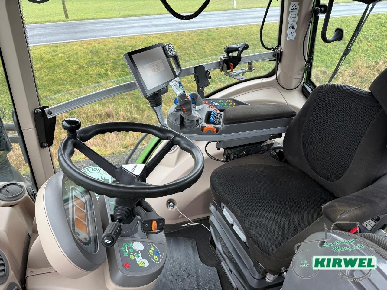 Traktor des Typs Fendt 828 Vario S4, Gebrauchtmaschine in Blankenheim (Bild 10)