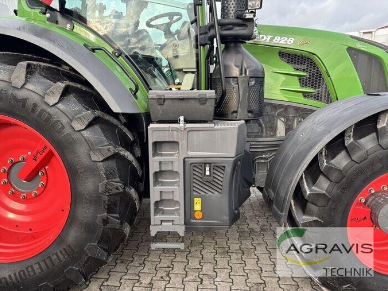 Traktor typu Fendt 828 VARIO S4, Gebrauchtmaschine v Olfen  (Obrázek 14)