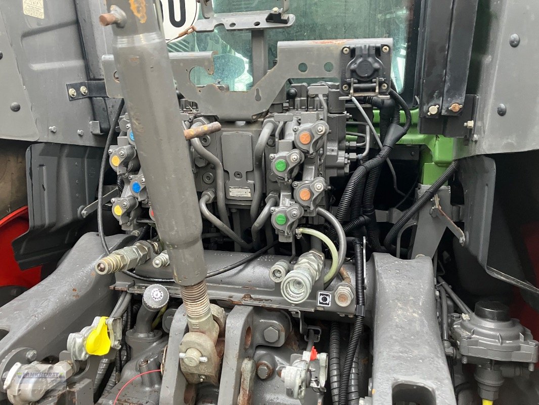 Traktor des Typs Fendt 828 VARIO S4, Gebrauchtmaschine in Aurich (Bild 14)