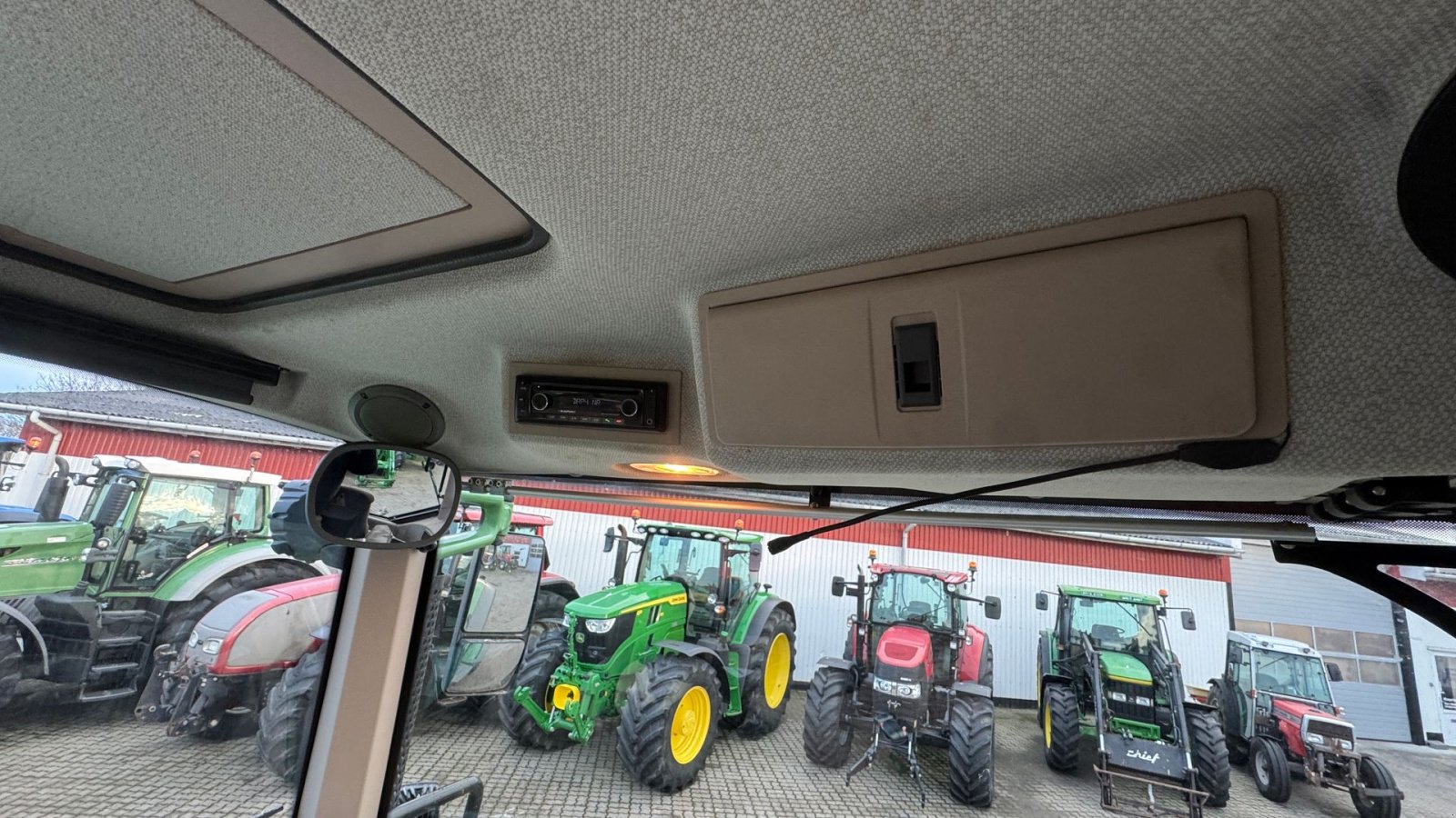 Traktor типа Fendt 828 Vario SCR Profi Plus  MED NÆSTEN NYE DÆK!, Gebrauchtmaschine в Nørager (Фотография 22)