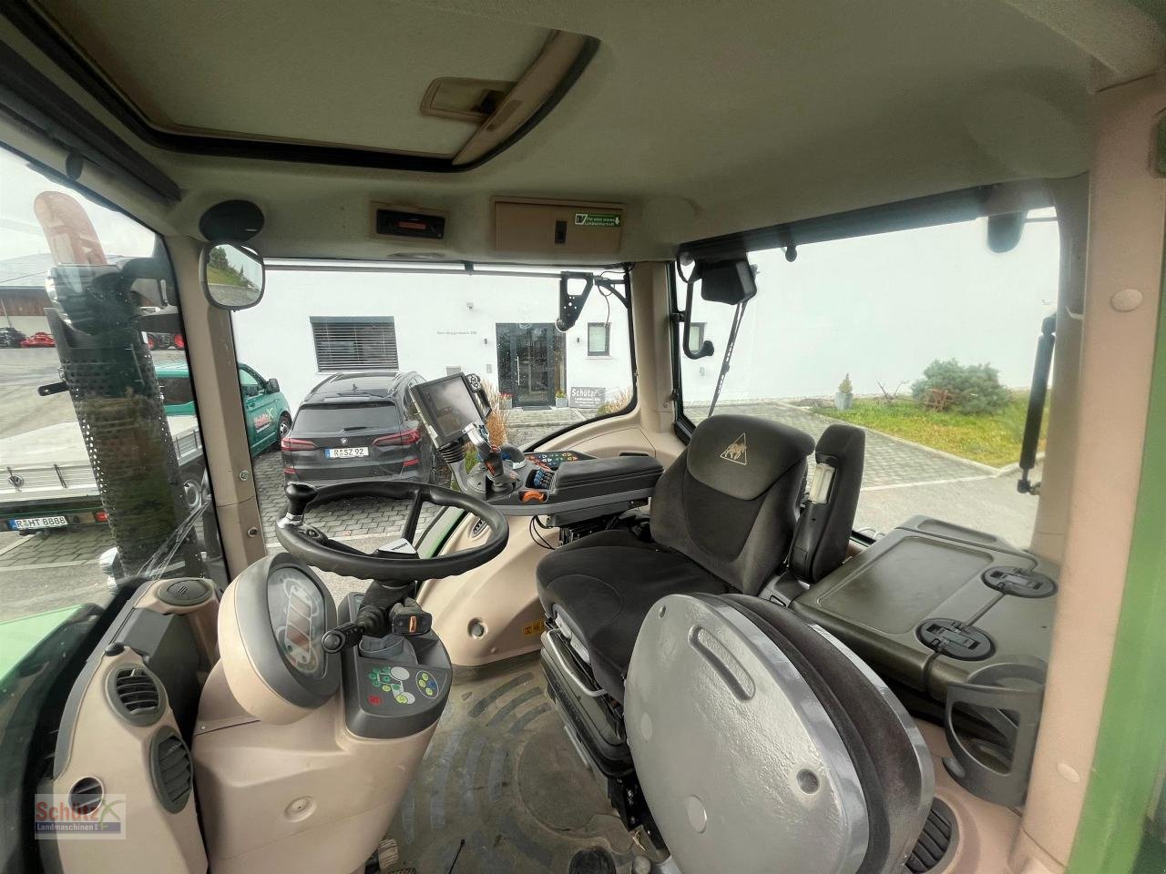 Traktor tipa Fendt 828 Vario SCR Profi Plus, RTK, FZW, Bereifung NEU, front PTO, Gebrauchtmaschine u Schierling (Slika 14)