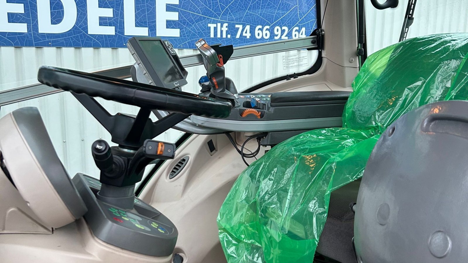 Traktor typu Fendt 828 Vario SCR Profi Plus, Gebrauchtmaschine v Rødekro (Obrázek 12)