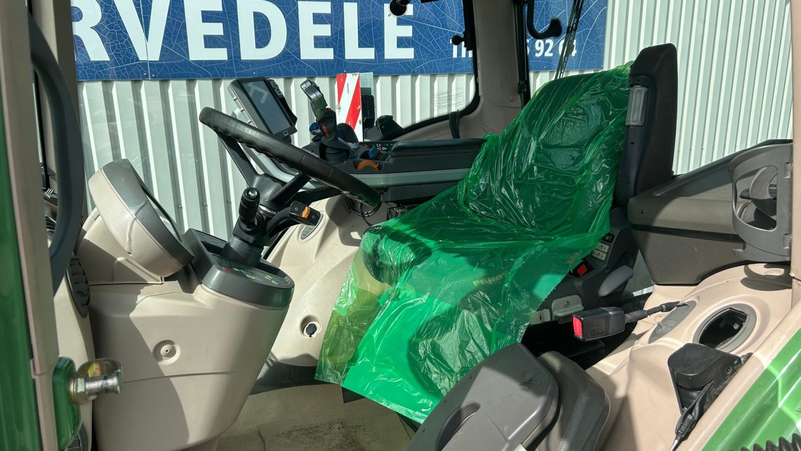 Traktor of the type Fendt 828 Vario SCR Profi Plus, Gebrauchtmaschine in Rødekro (Picture 10)