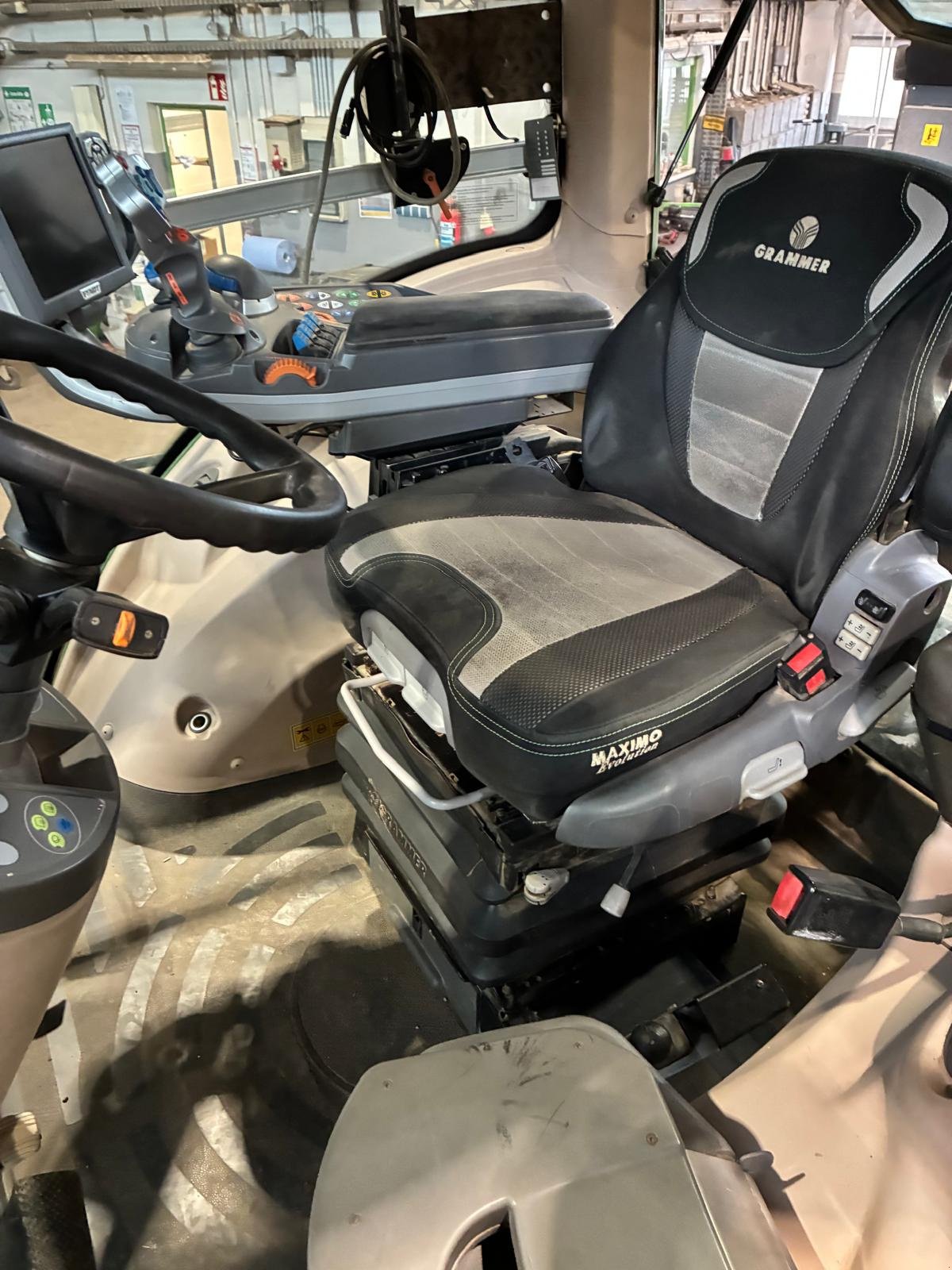 Traktor del tipo Fendt 828 Vario SCR ProfiPlus, Gebrauchtmaschine en Ebeleben (Imagen 5)