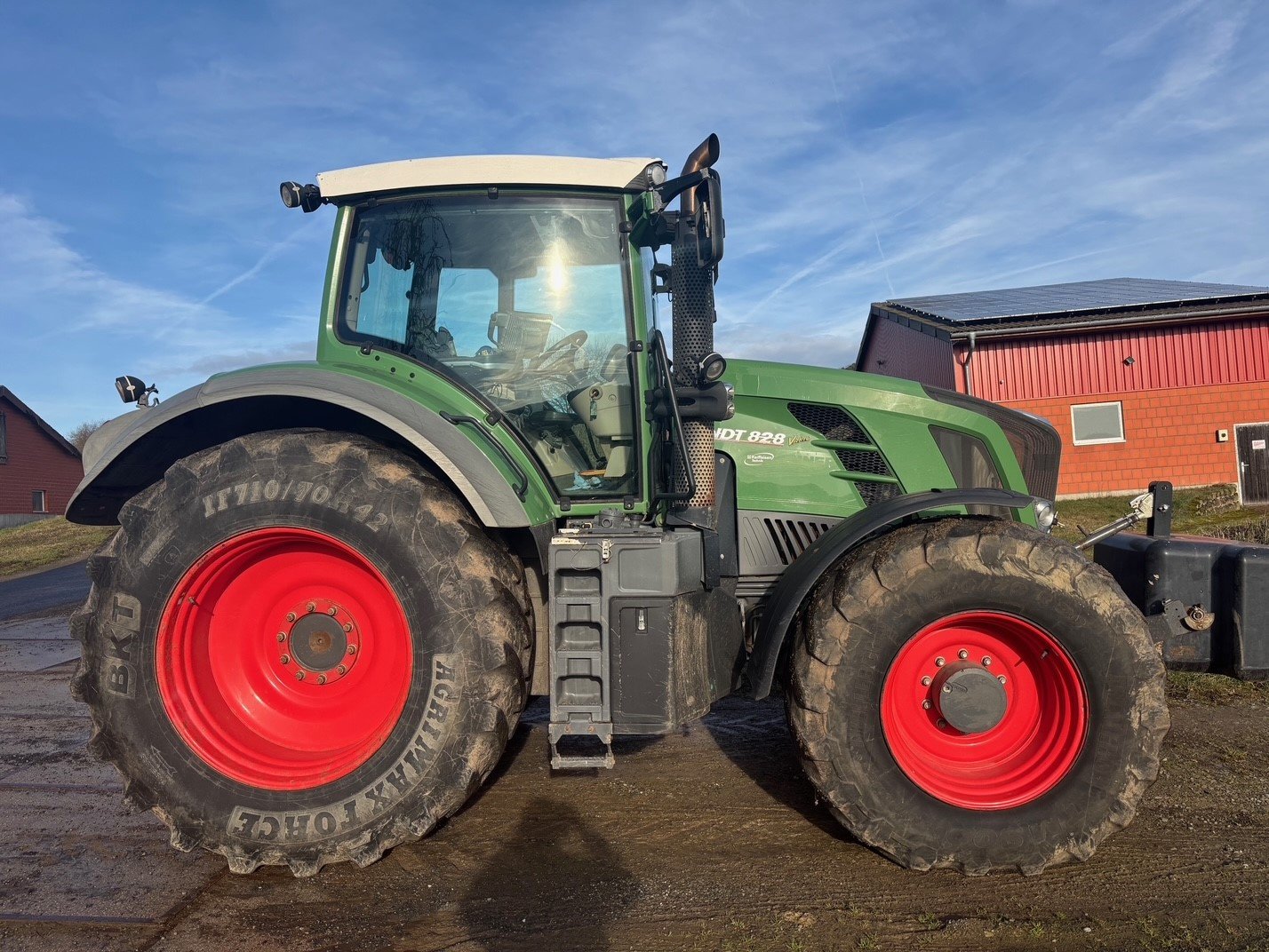 Traktor tip Fendt 828 Vario SCR ProfiPlus, Gebrauchtmaschine in Petersberg (Poză 3)