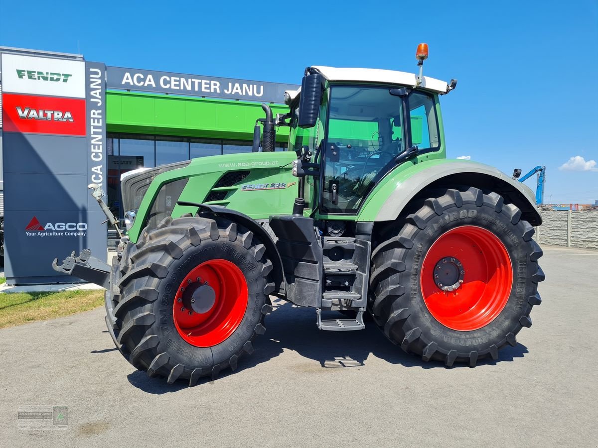Traktor типа Fendt 828 Vario, Gebrauchtmaschine в Gerasdorf (Фотография 1)