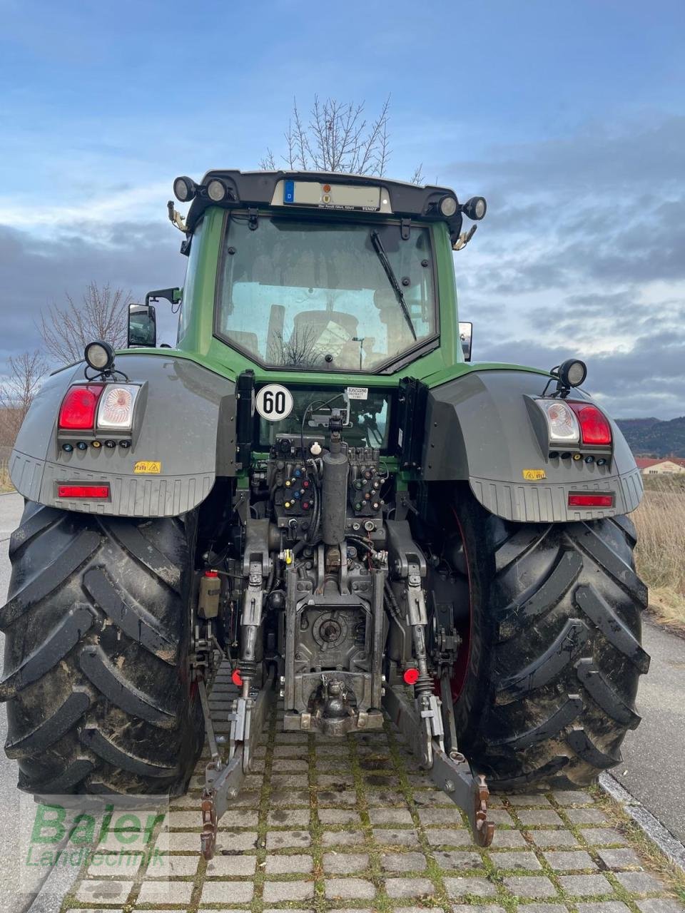 Traktor van het type Fendt 828 Vario, Gebrauchtmaschine in OBERNDORF-HOCHMOESSINGEN (Foto 5)
