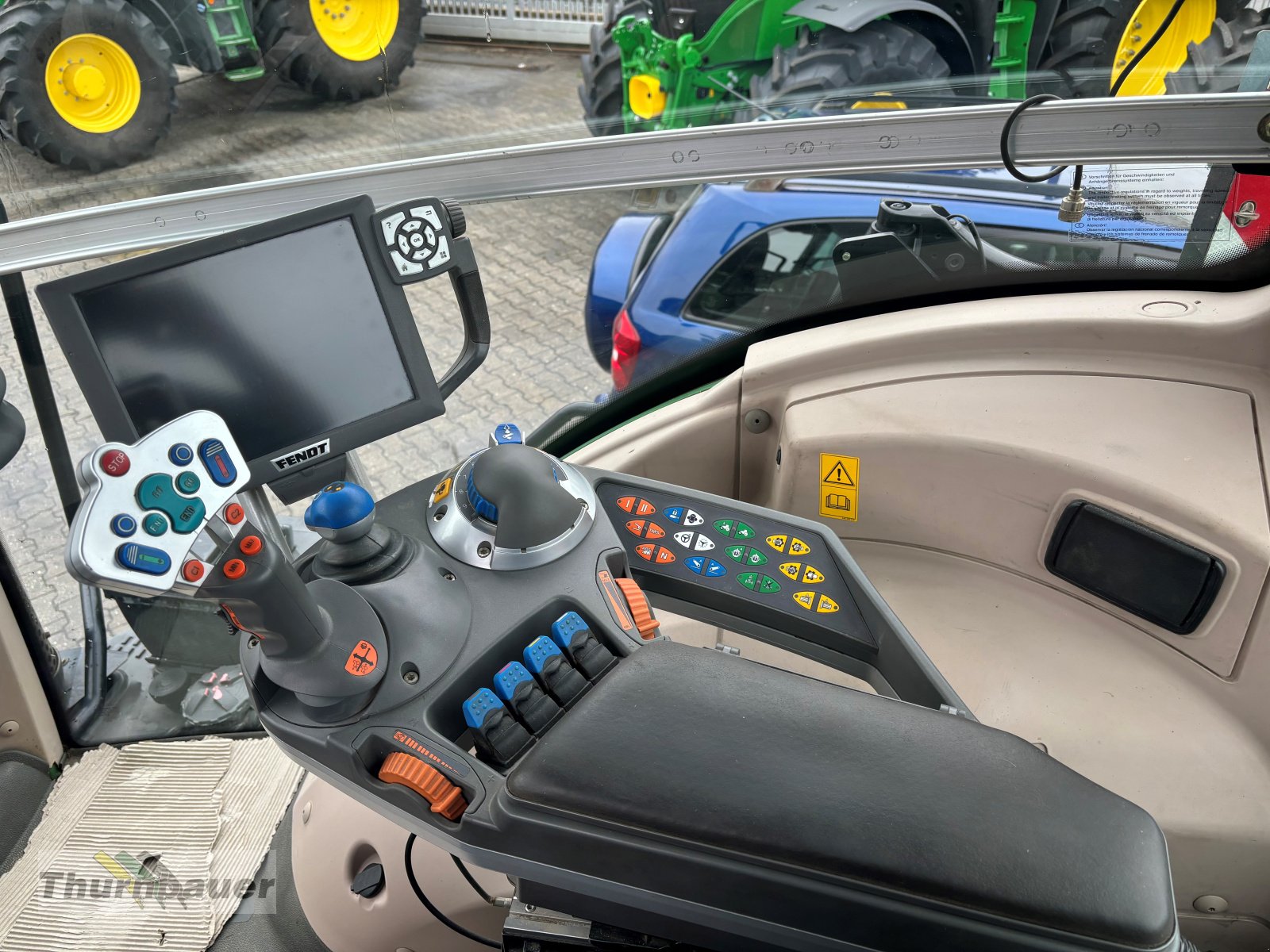 Traktor des Typs Fendt 828 Vario, Gebrauchtmaschine in Cham (Bild 10)