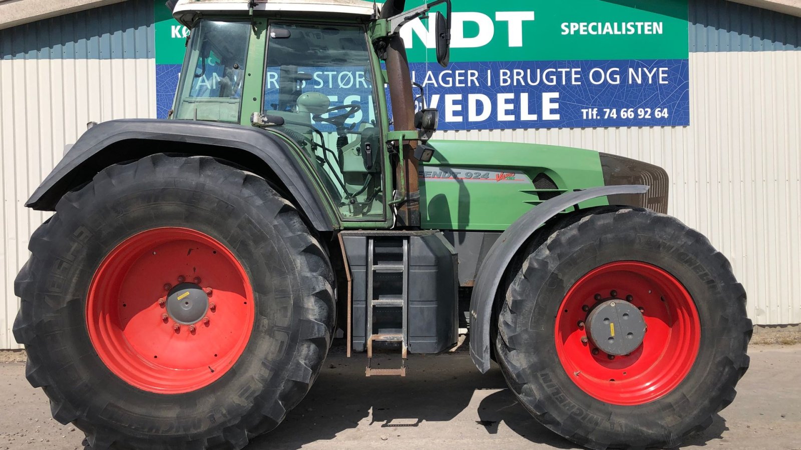 Traktor of the type Fendt 924 Vario TMS, Gebrauchtmaschine in Rødekro (Picture 4)
