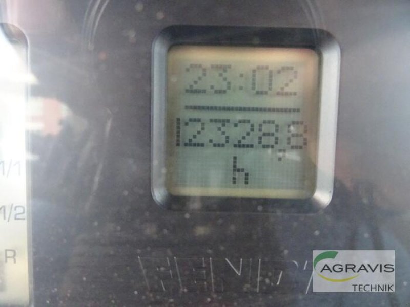 Traktor типа Fendt 924 VARIO, Gebrauchtmaschine в Uelzen (Фотография 12)