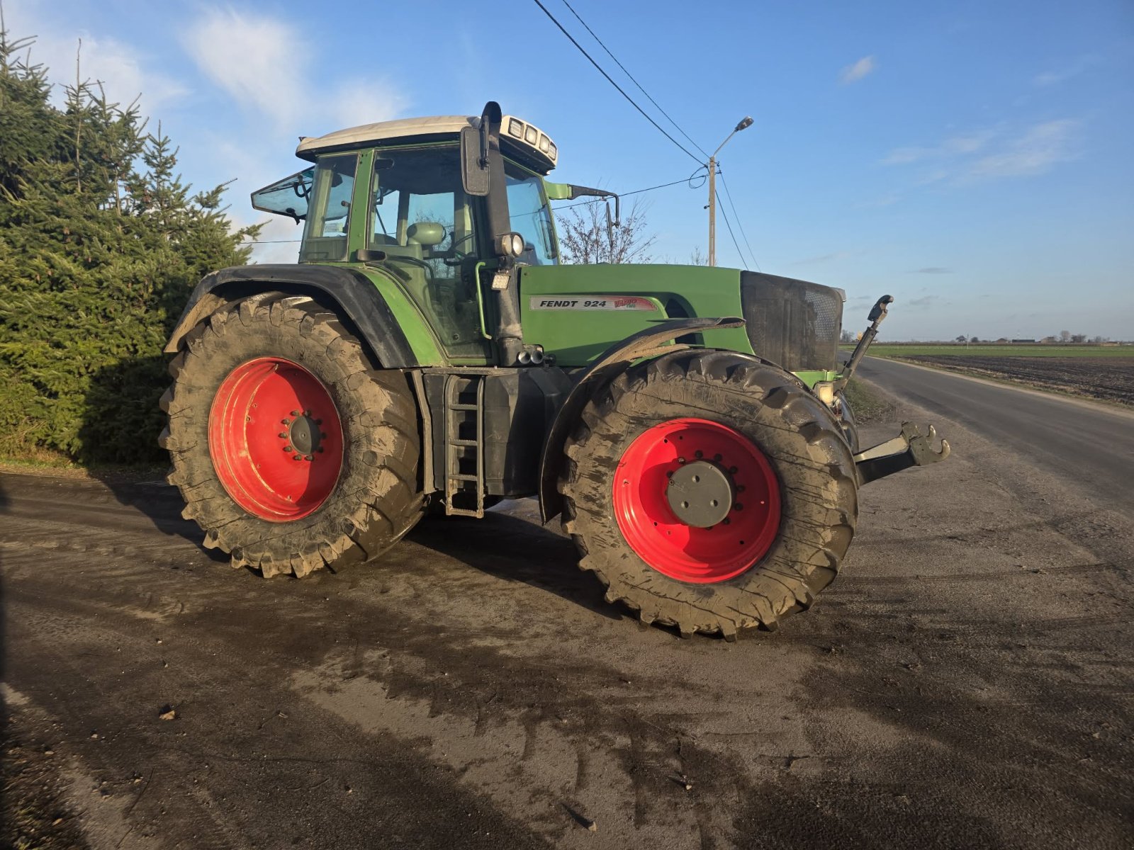 Traktor a típus Fendt 924 Vario, Gebrauchtmaschine ekkor: Kłodawa (Kép 1)