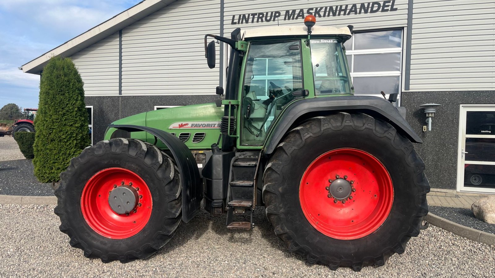 Traktor Türe ait Fendt 926 Favorit Vario Med frontlift, Gebrauchtmaschine içinde Lintrup (resim 12)