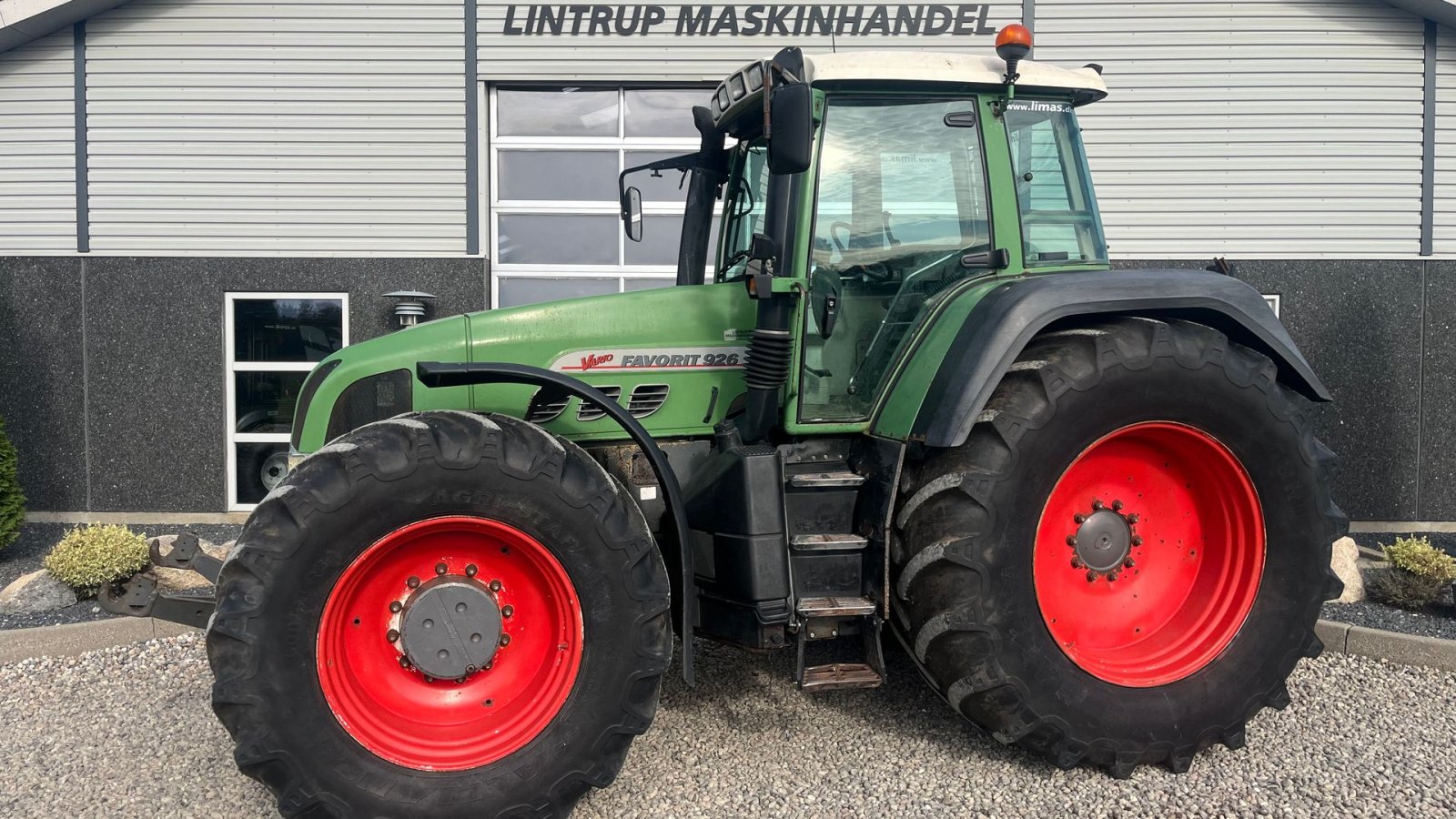 Traktor Türe ait Fendt 926 Favorit Vario Med frontlift, Gebrauchtmaschine içinde Lintrup (resim 1)