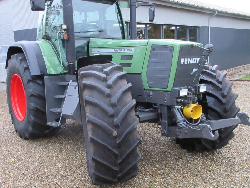 Traktor типа Fendt 926 Favorit Vario, Gebrauchtmaschine в Vildbjerg